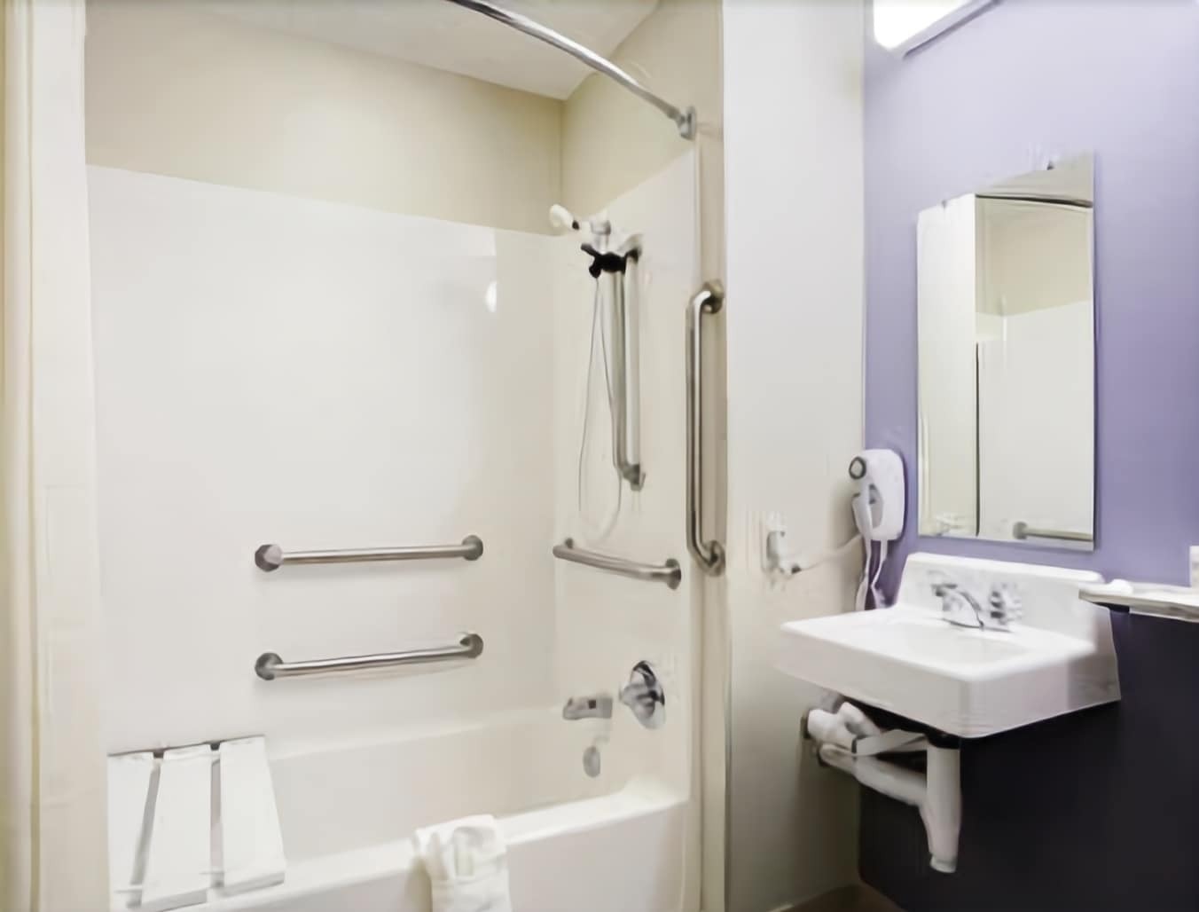 Microtel Inn & Suites Dickson City Kamer foto